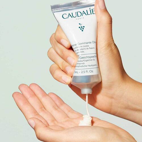 CAUDALIE mildes Gesichtspeeling - 2